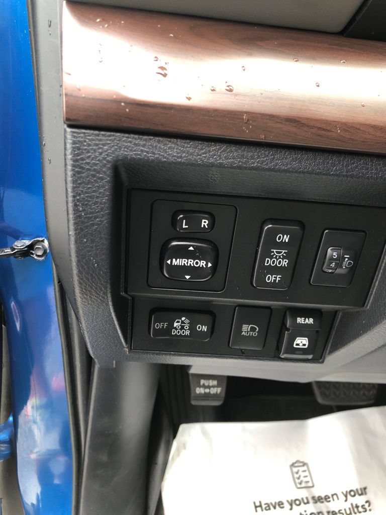 Used 2018 Toyota Tundra Limited w/ Limited Premium Package AWD/4WD image 33