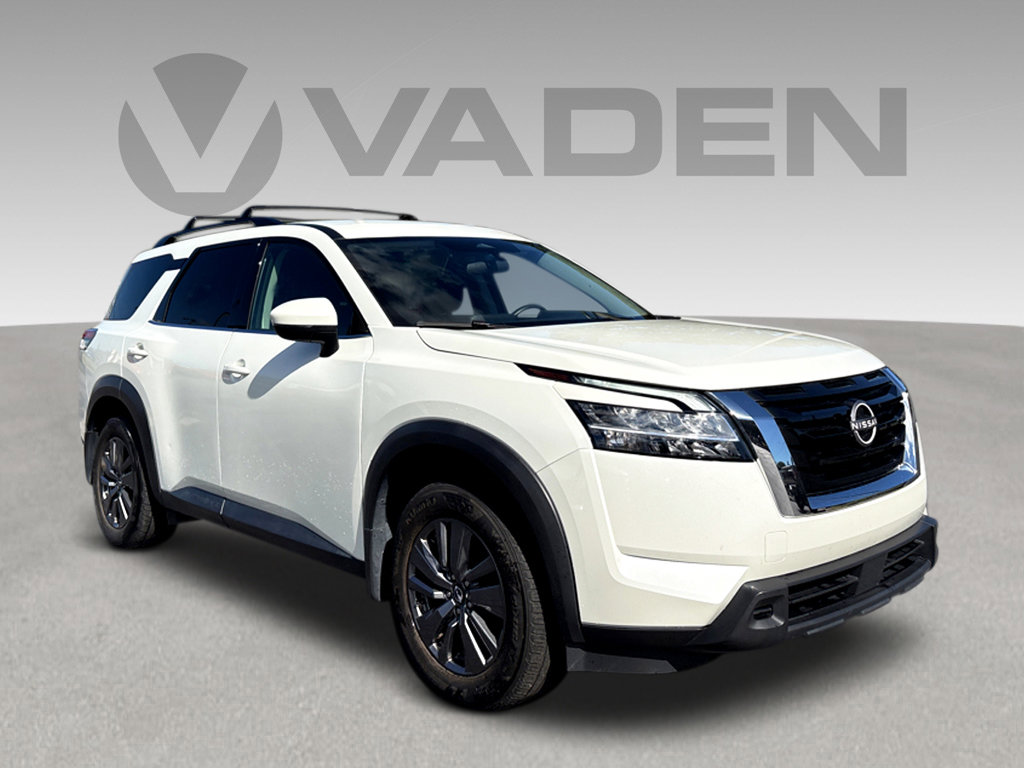 Used 2022 Nissan Pathfinder SV