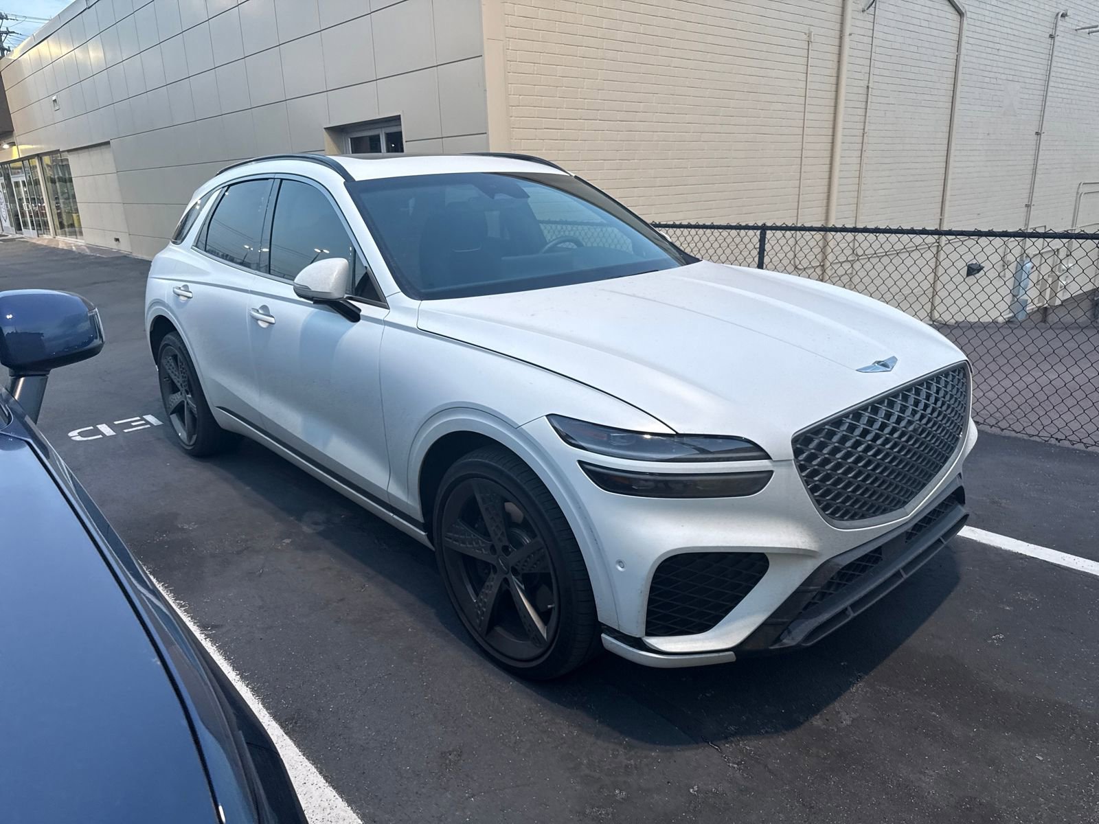 Used 2024 Genesis GV70 2.5T w/ Sport Prestige Package image 6