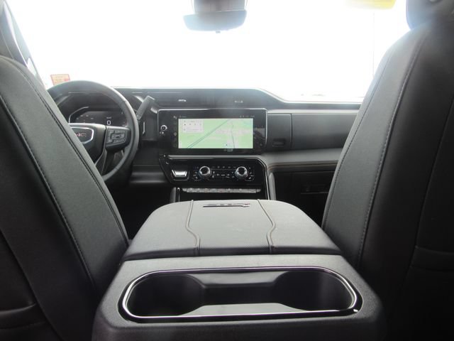 Used 2026 GMC Sierra 3500 AT4 w/ Technology Package AWD/4WD image 25
