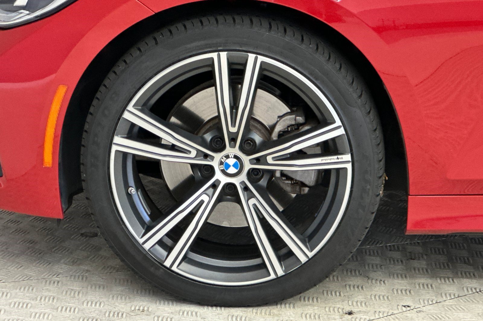 Used 2021 BMW 330i Sedan w/ Premium Package RWD image 12
