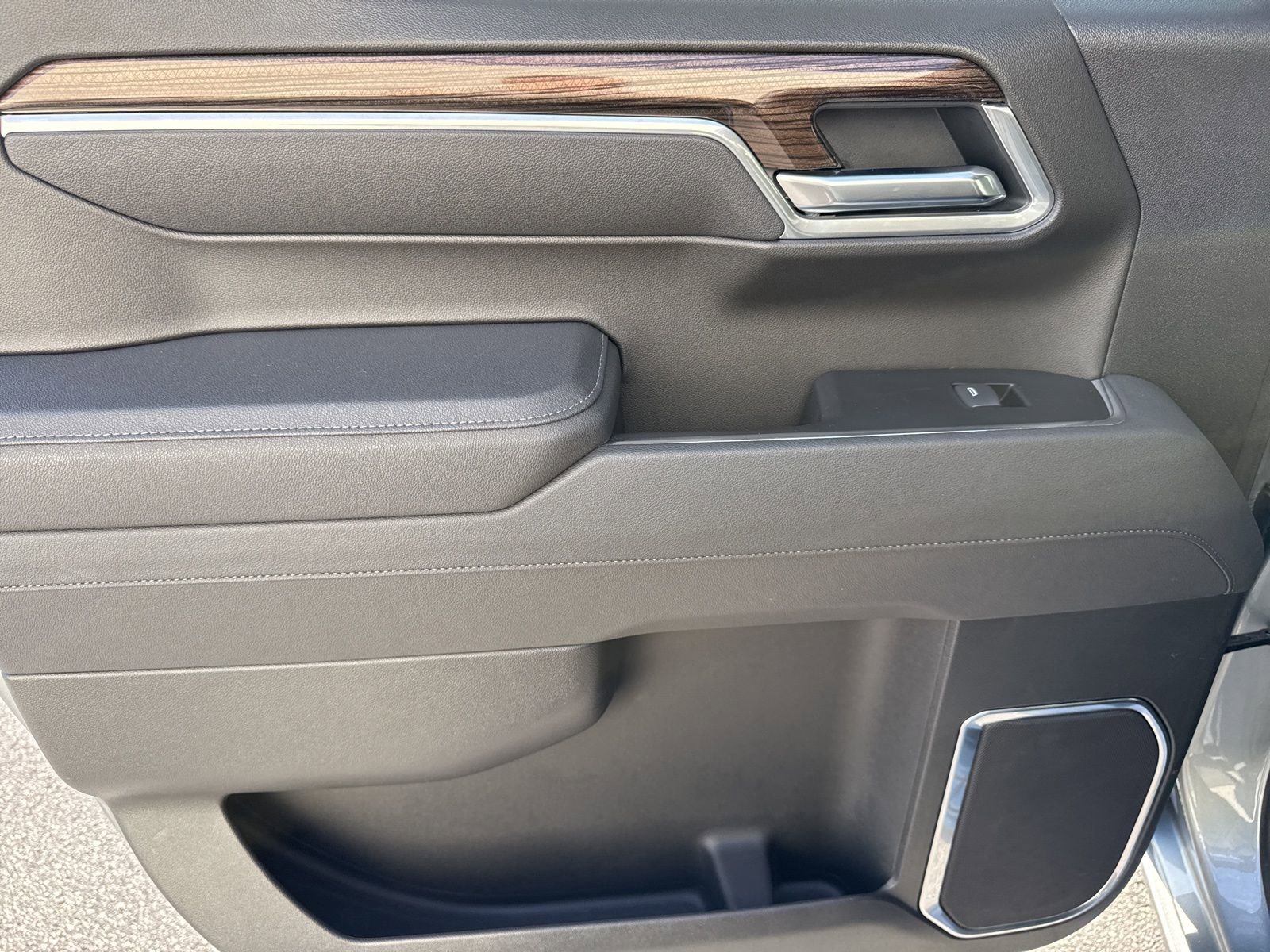 Used 2025 Chevrolet Silverado 1500 LT w/ All Star Edition Plus image 15