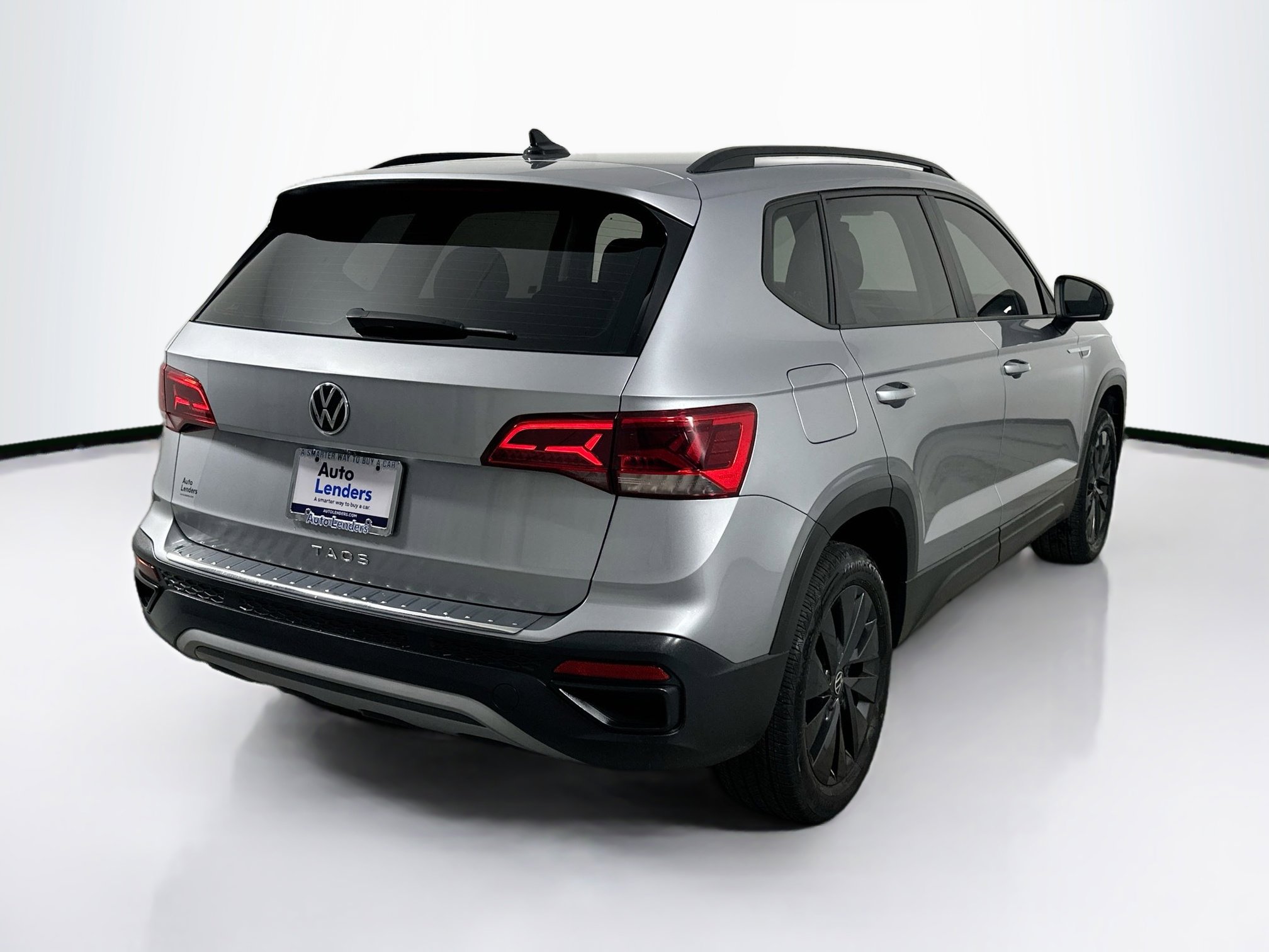 Used 2023 Volkswagen Taos S image 5