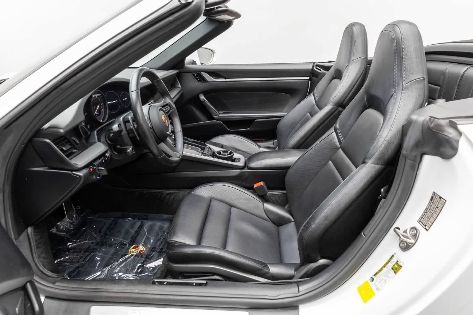 Used 2020 Porsche 911 Carrera RWD image 11