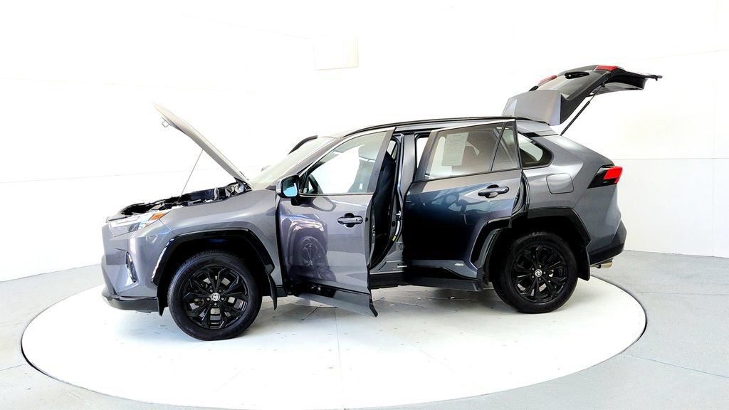 Used 2023 Toyota RAV4 SE AWD/4WD image 10