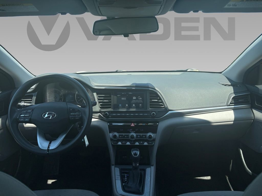 Used 2020 Hyundai Elantra SEL FWD image 2