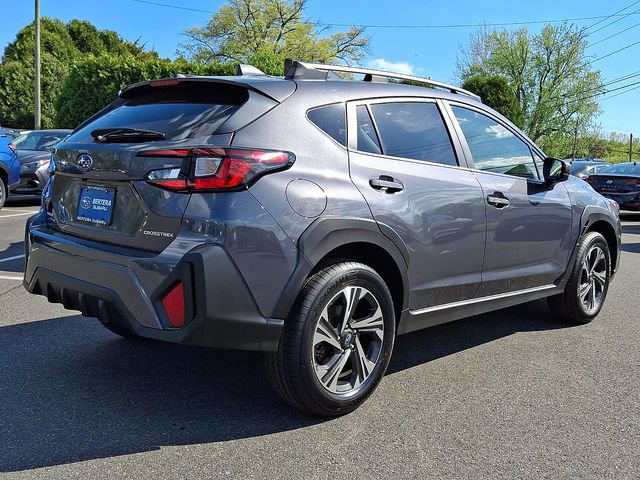 Used 2024 Subaru Crosstrek 2.0i Premium AWD/4WD image 7