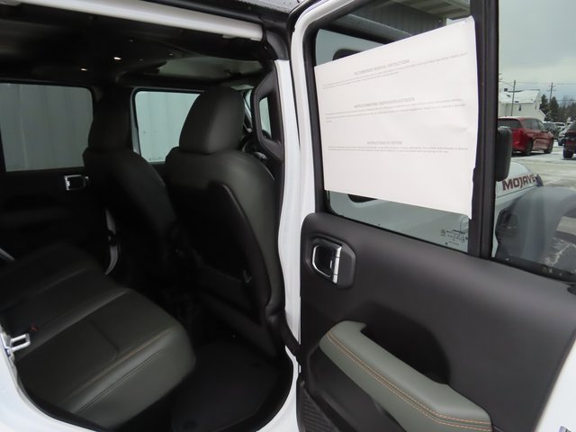 New 2026 Jeep Gladiator Mojave w/ Technology Group image 28