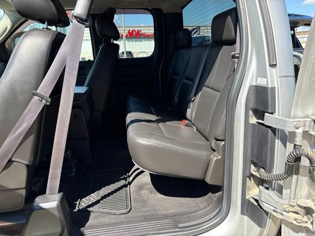 Used 2011 Chevrolet Silverado 3500 LT w/ Interior Plus Package AWD/4WD image 21