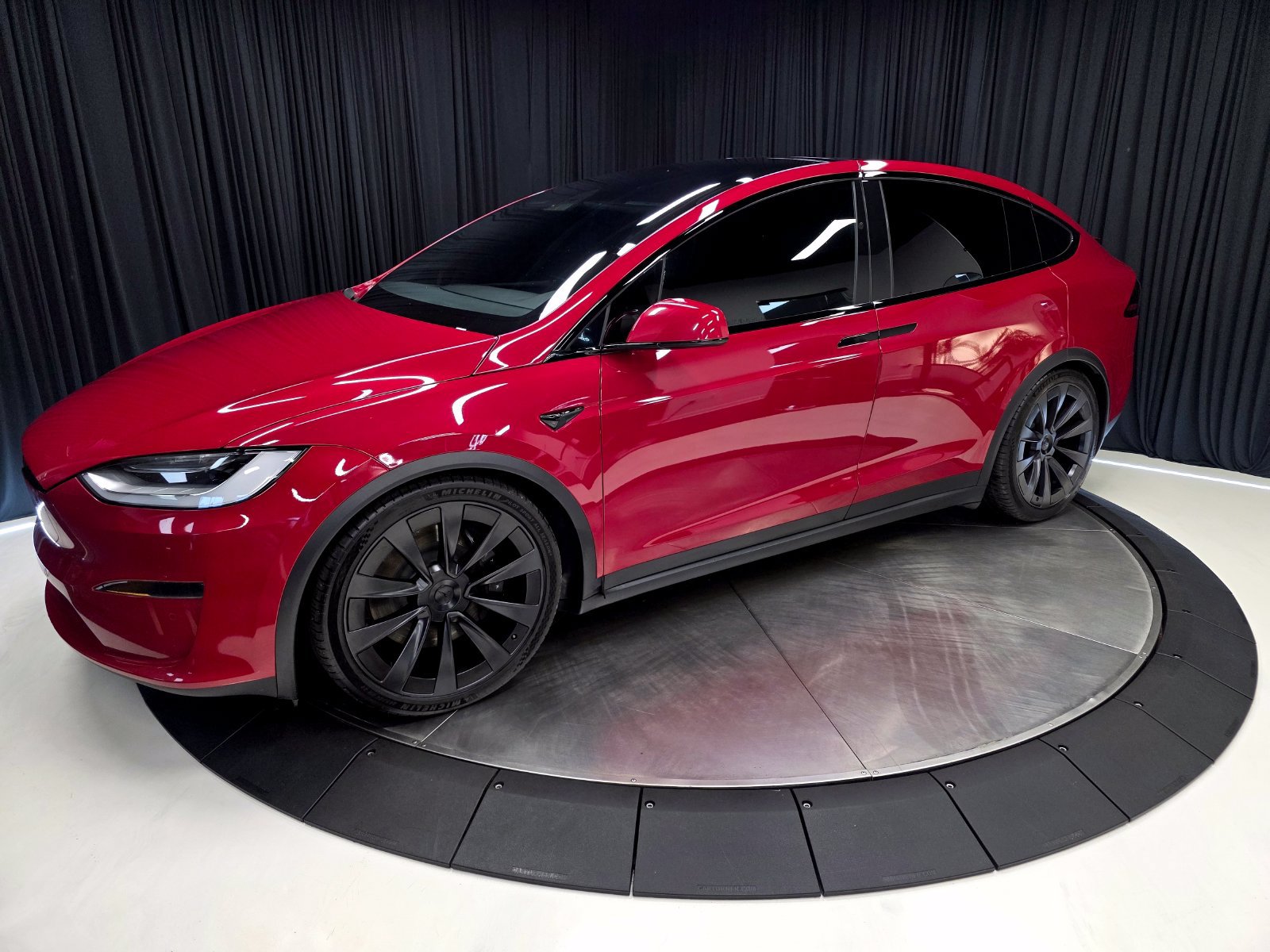 Used 2023 Tesla Model X AWD/4WD image 10