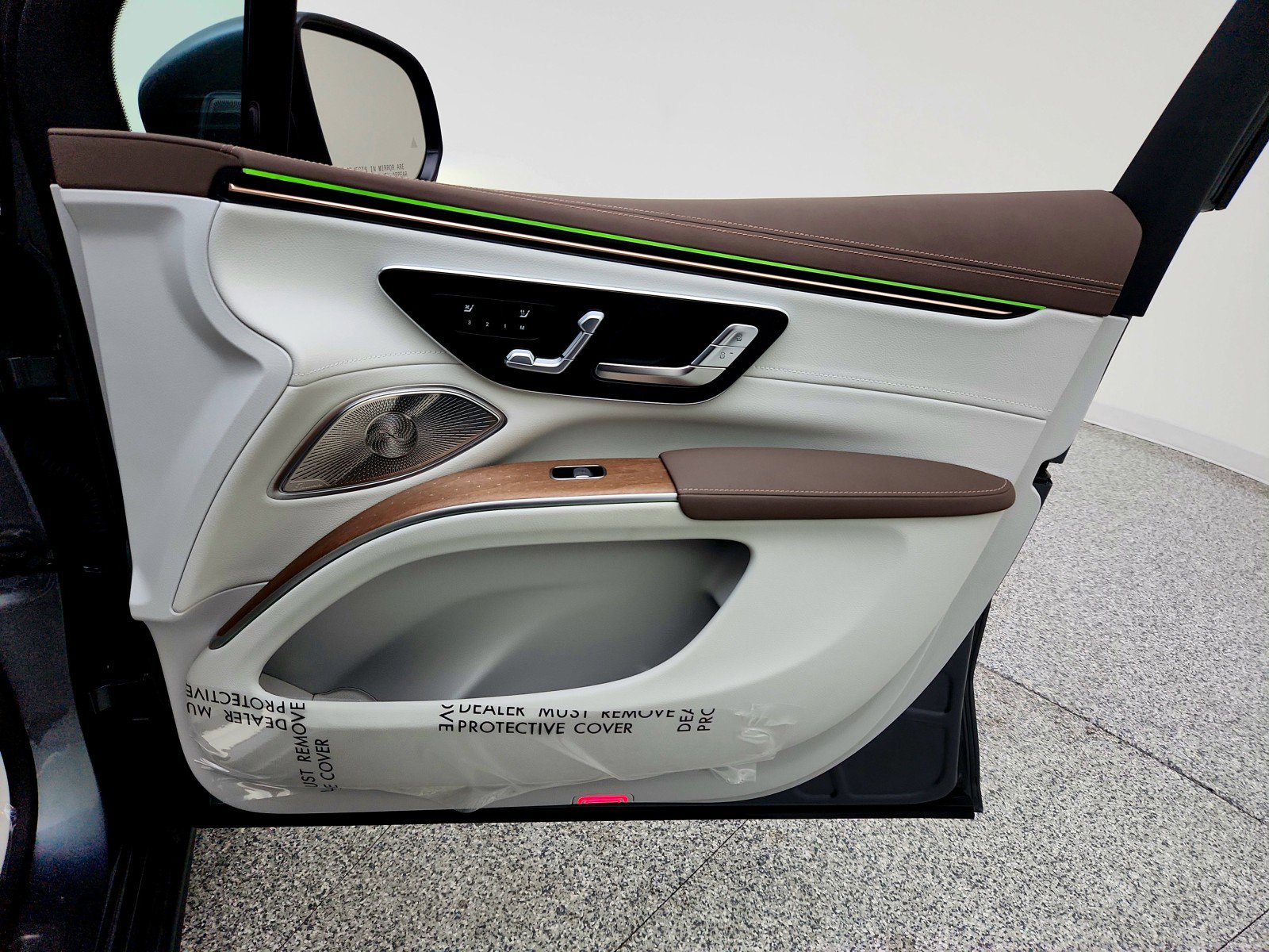 Certified 2023 Mercedes-Benz EQS 450+ SUV image 26