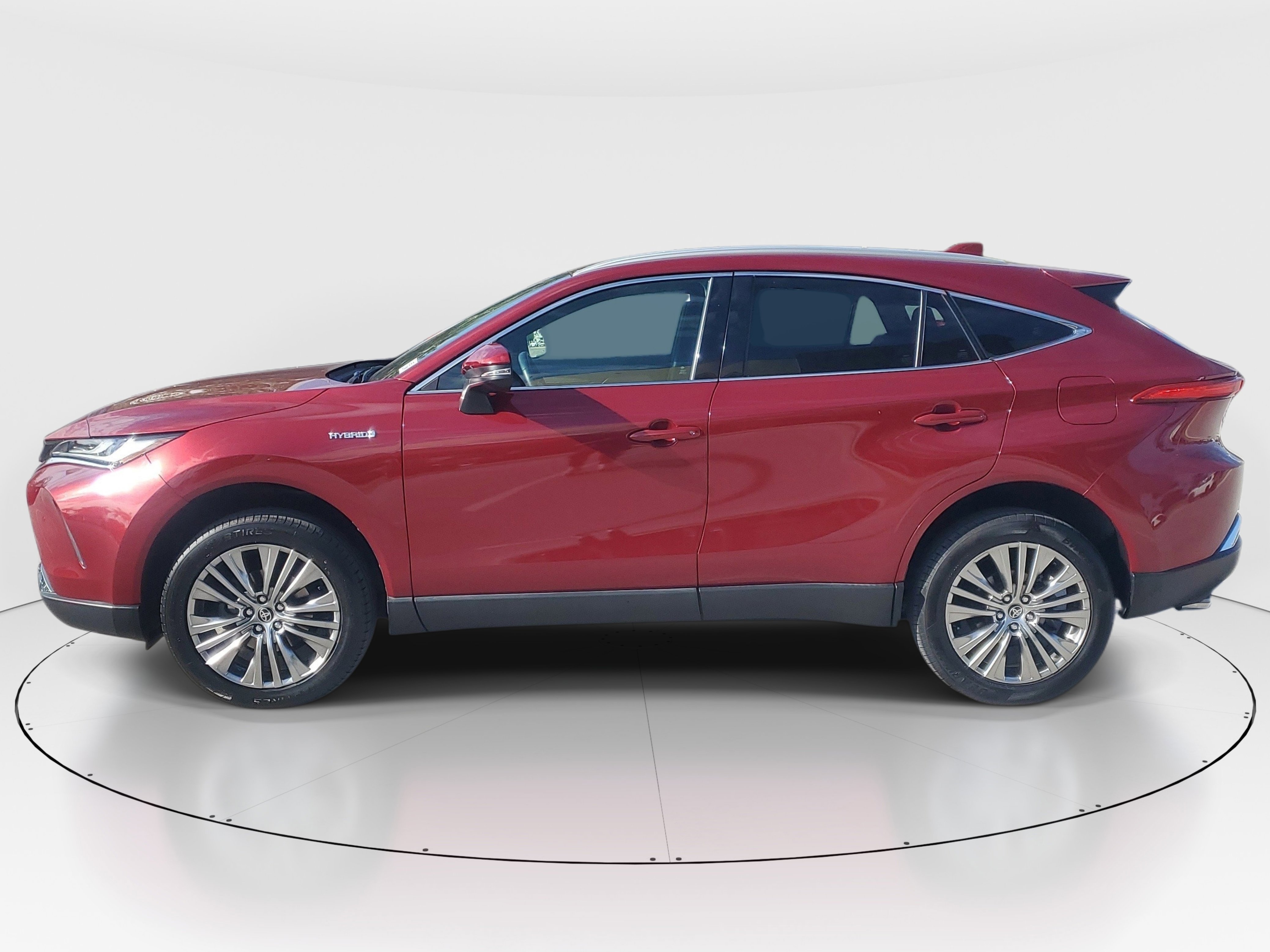 Certified 2021 Toyota Venza XLE w/ Softex Package AWD/4WD image 6