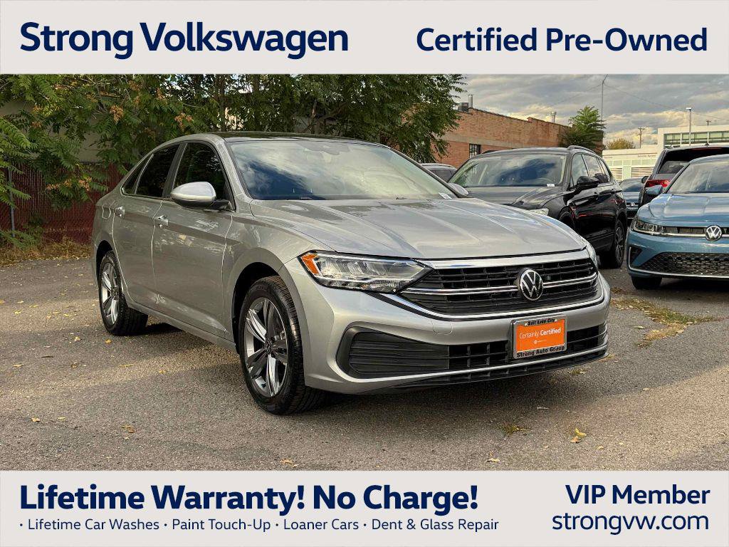 Certified 2024 Volkswagen Jetta SE image 1