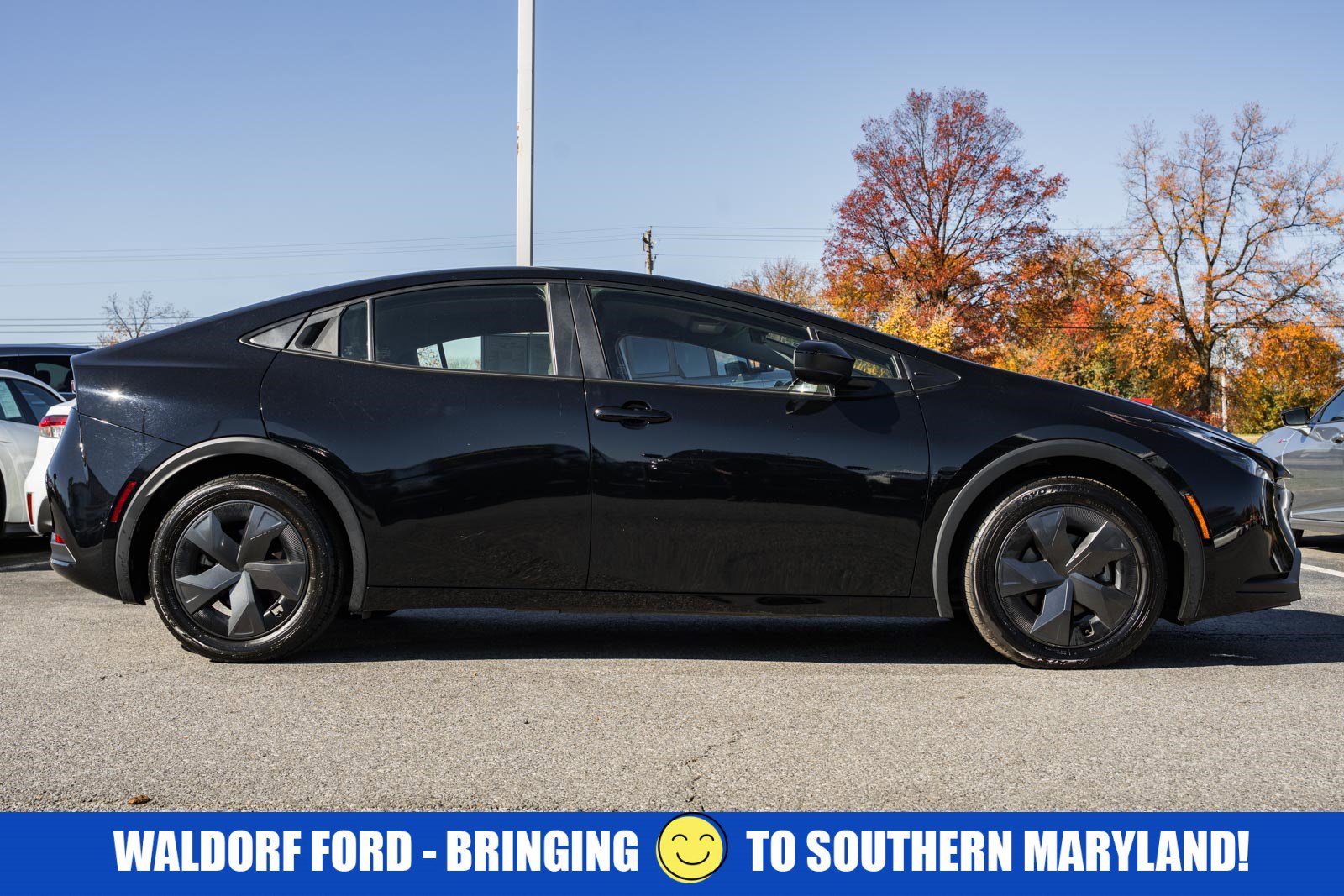 Used 2024 Toyota Prius image 3