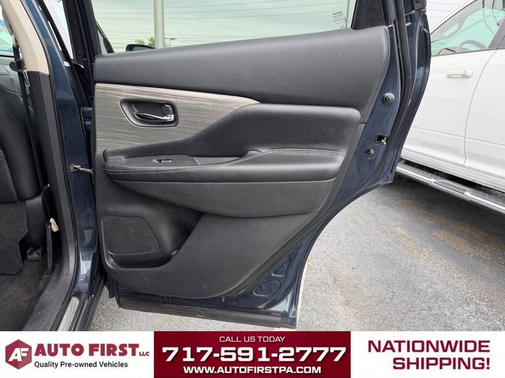 Used 2015 Nissan Murano Platinum w/ Platinum Technology Package AWD/4WD image 12