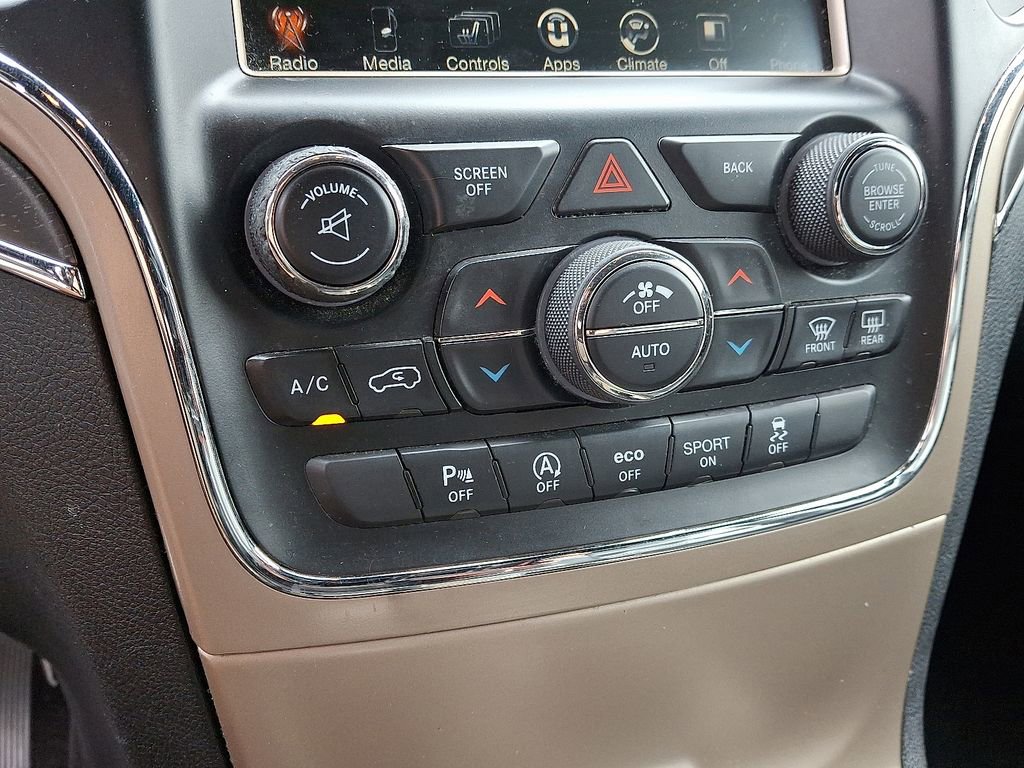 Used 2016 Jeep Grand Cherokee Limited image 14