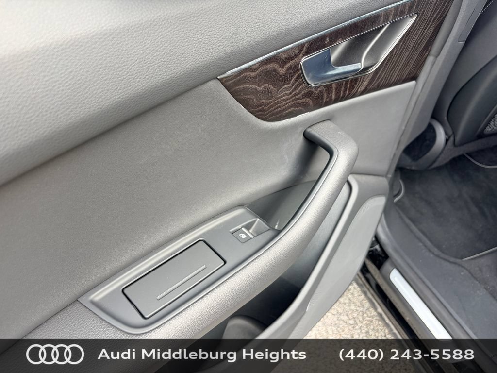Certified 2023 Audi Q8 Premium w/ Convenience Package AWD/4WD image 28