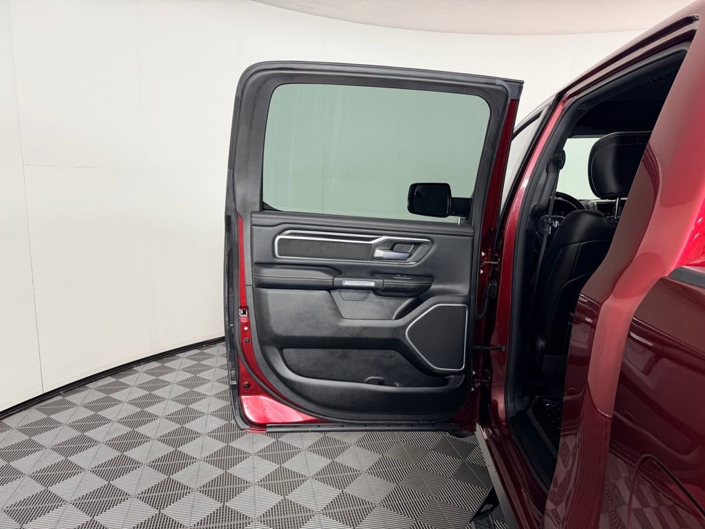 Used 2023 RAM 1500 Laramie image 29