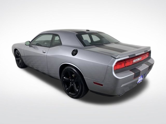 Used 2014 Dodge Challenger R/T w/ Blacktop Package RWD image 10