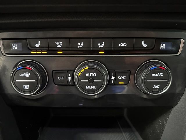 Certified 2021 Volkswagen Tiguan SE w/ Panoramic Sunroof Package image 18