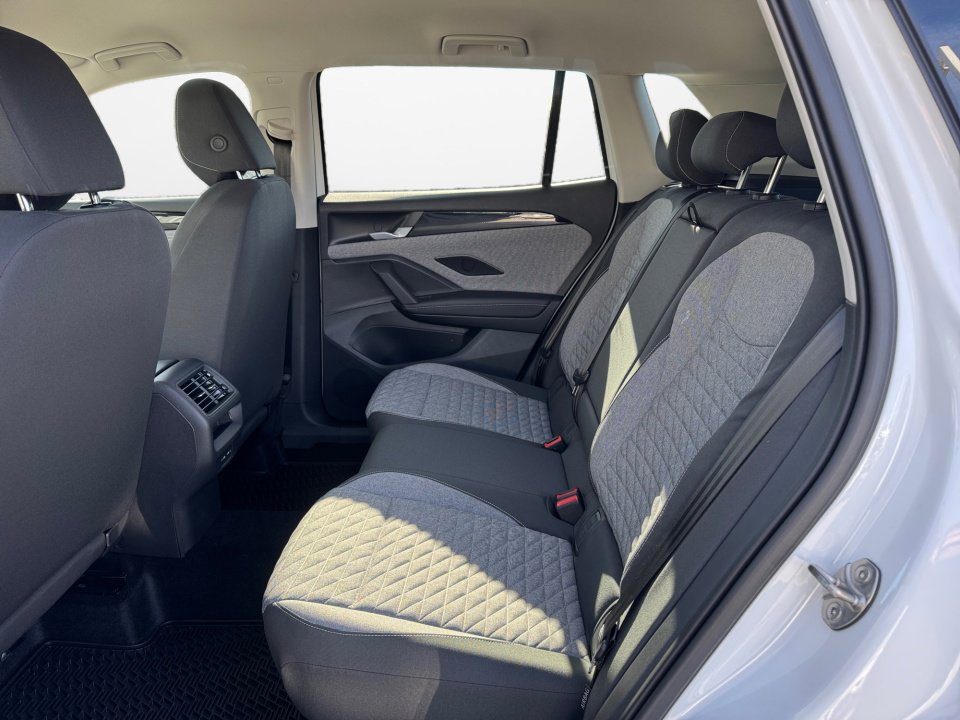 New 2026 Volkswagen Tiguan S FWD image 13