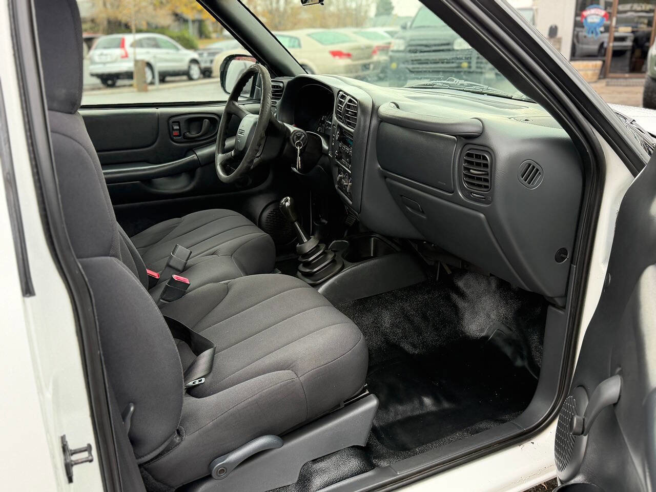 Used 2003 GMC Sonoma SL w/ Convenience Package image 73