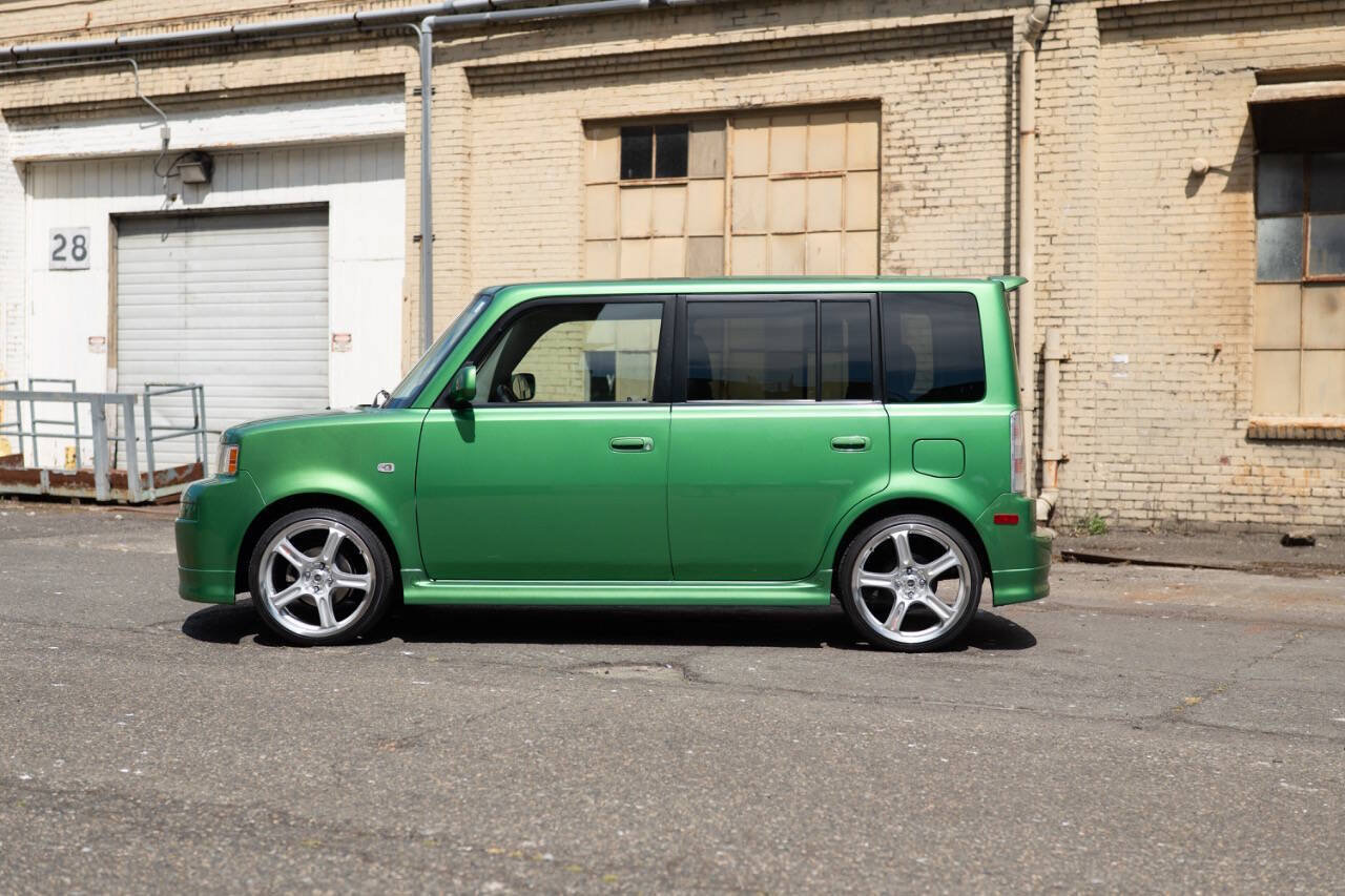 Used 2006 Scion xB FWD image 8