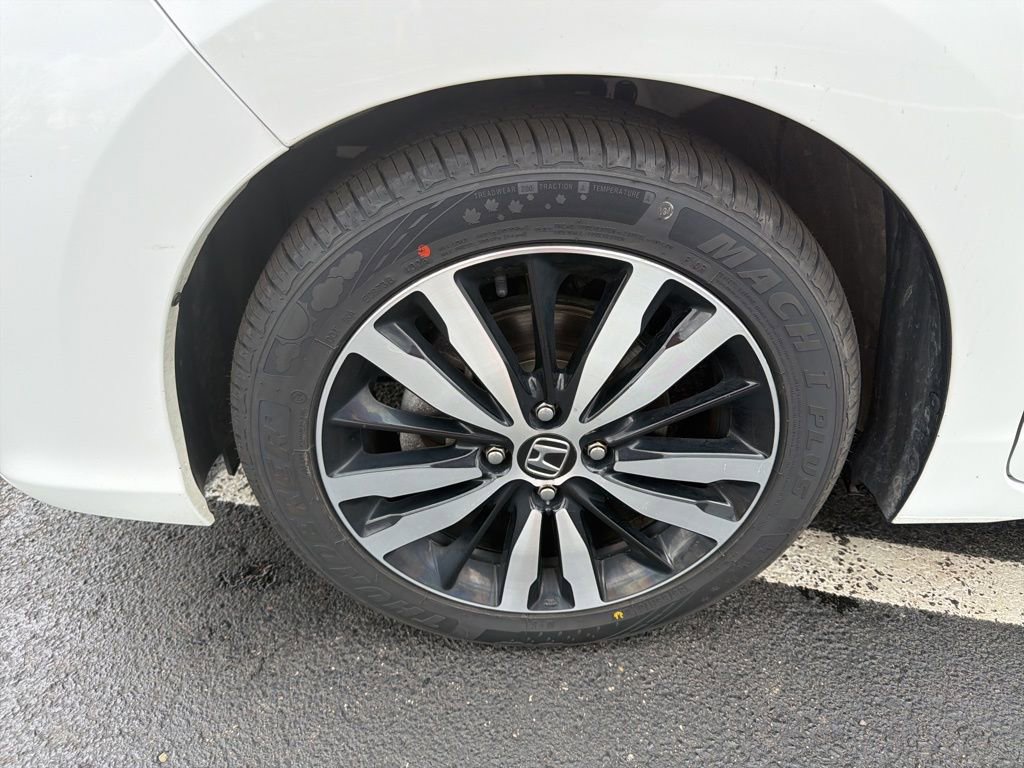 Used 2018 Honda Fit EX image 10