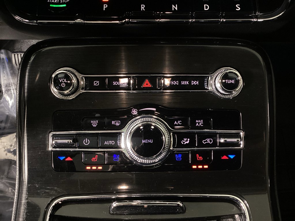 Used 2022 Lincoln Nautilus Reserve image 28