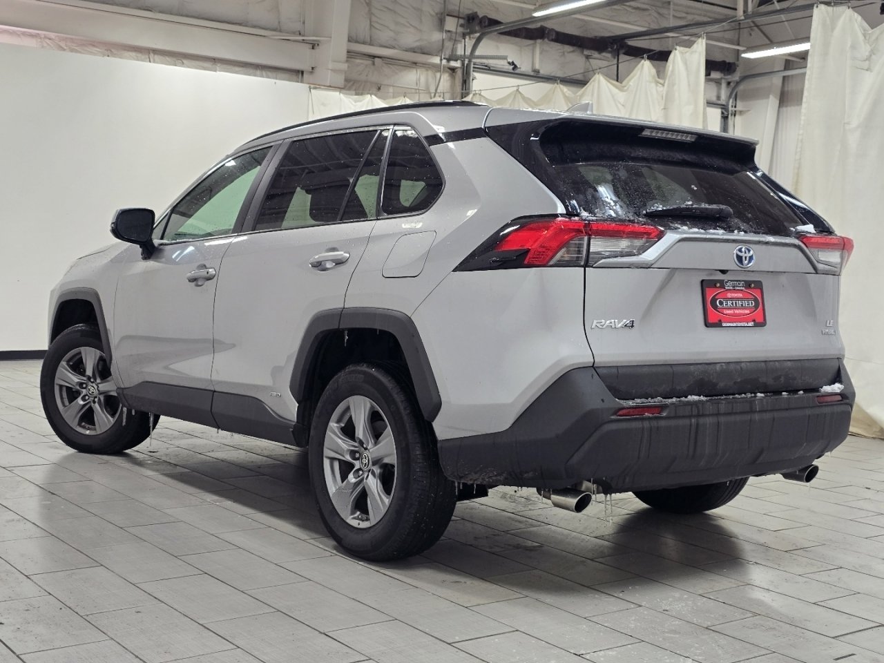 Certified 2022 Toyota RAV4 LE image 11