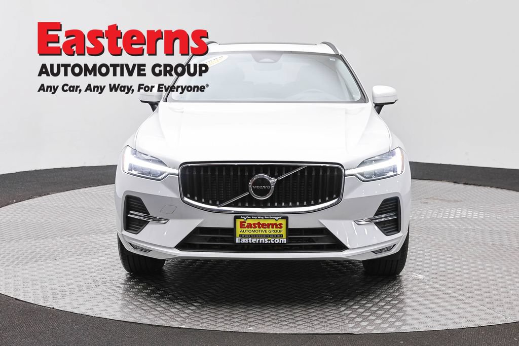 Used 2022 Volvo XC60 B5 Momentum AWD/4WD image 4
