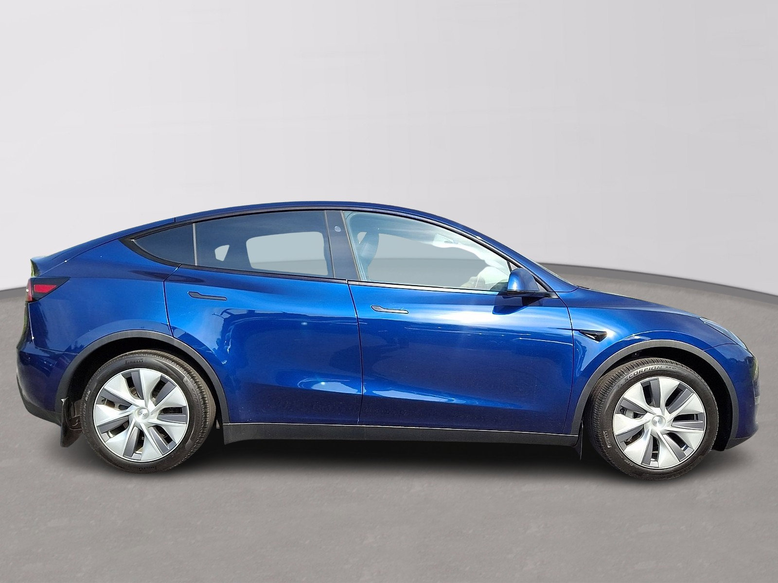 Used 2023 Tesla Model Y Long Range AWD/4WD image 7