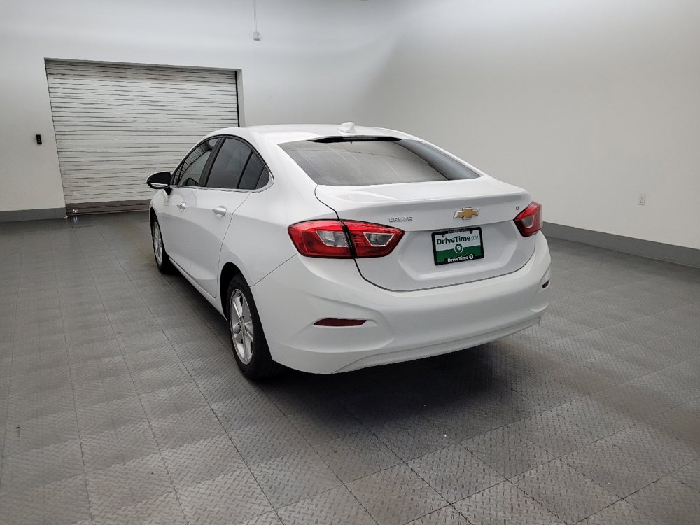 Used 2018 Chevrolet Cruze LT FWD image 5