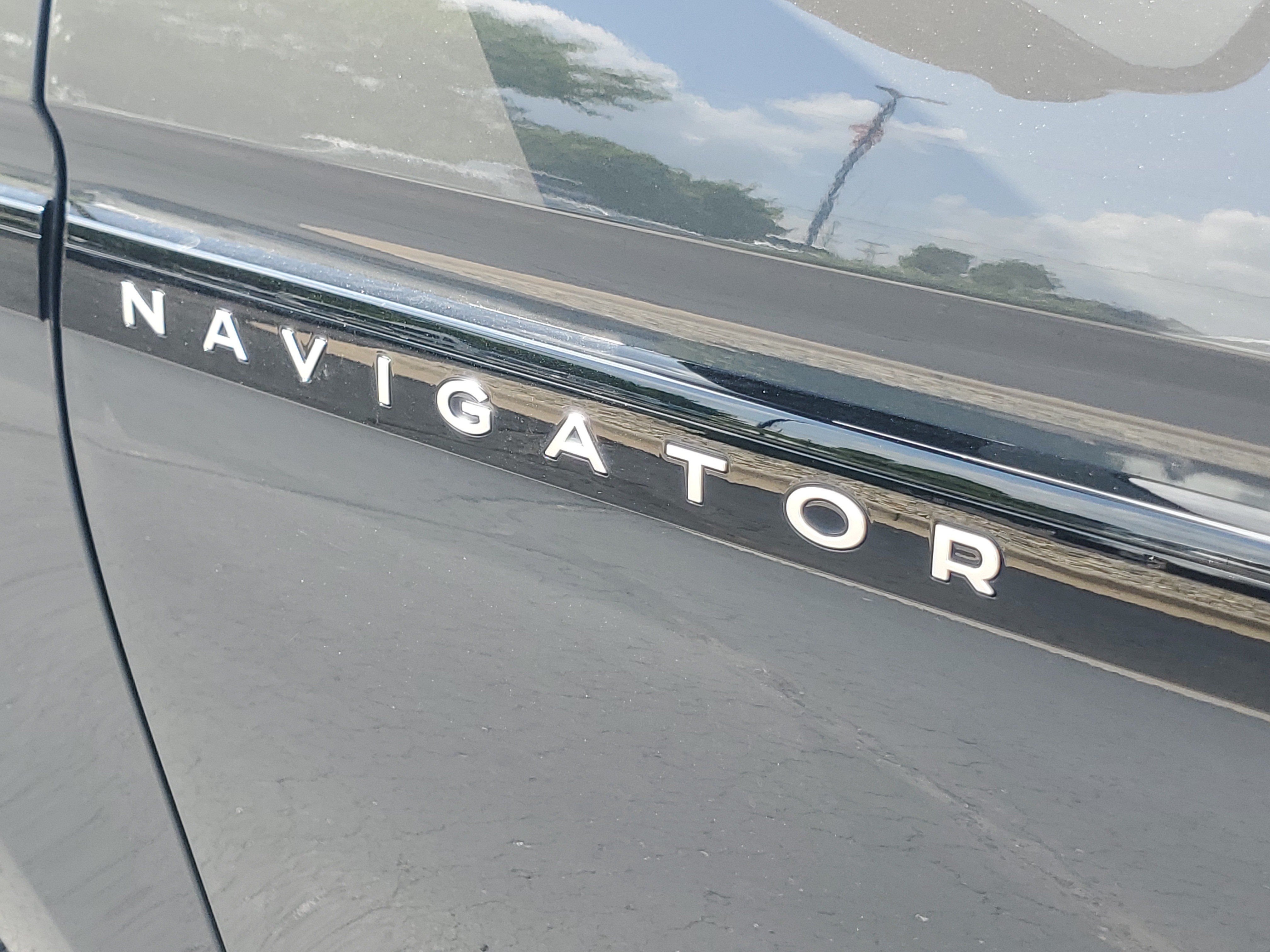 New 2026 Lincoln Navigator Black Label AWD/4WD image 7