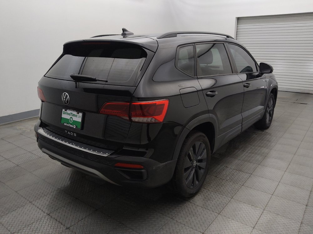 Used 2024 Volkswagen Taos S w/ MDO Package FWD image 9