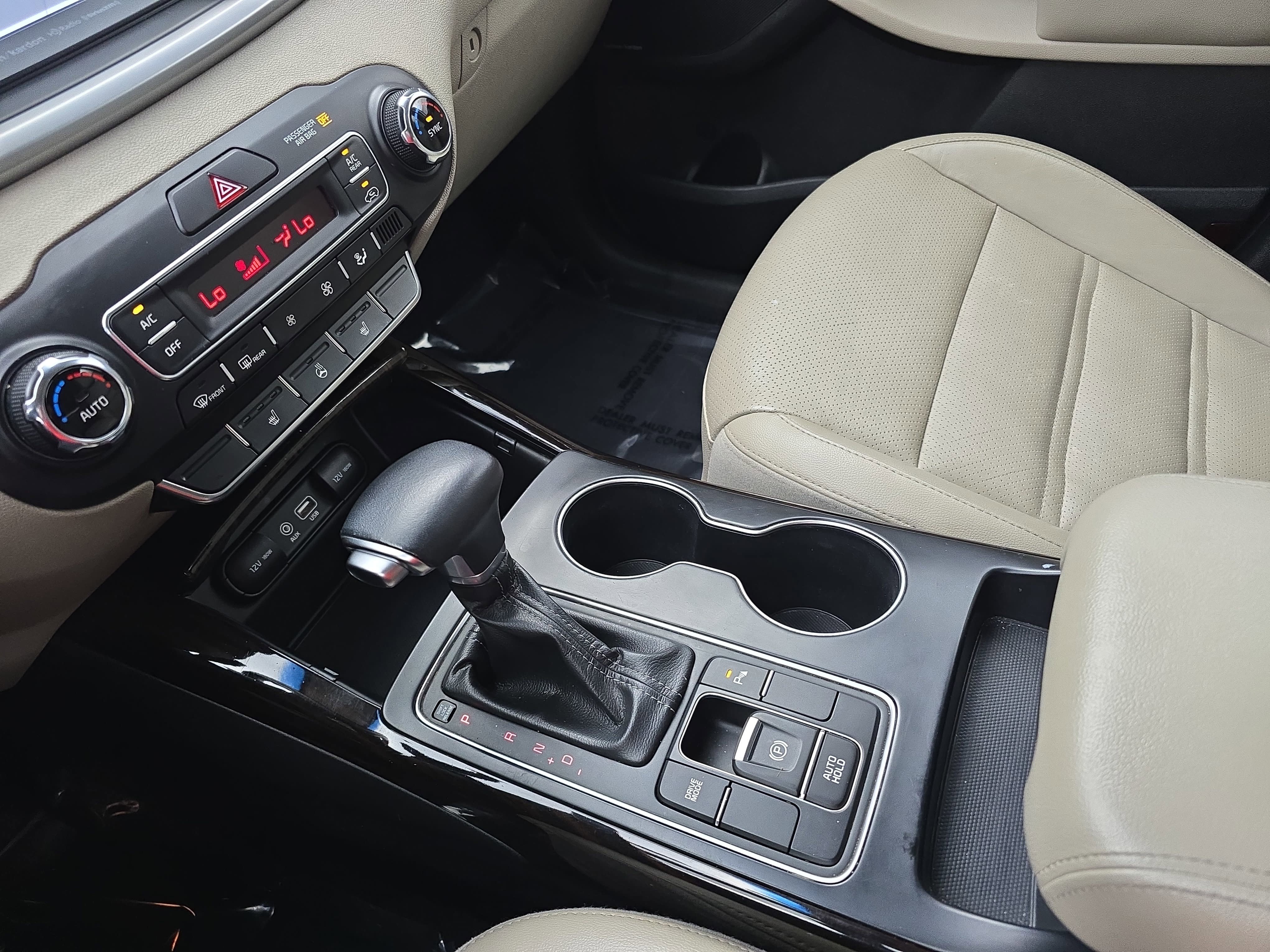 Used 2019 Kia Sorento EX w/ EX Touring Package FWD image 26