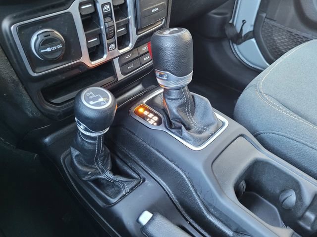 Certified 2024 Jeep Wrangler Sahara image 12