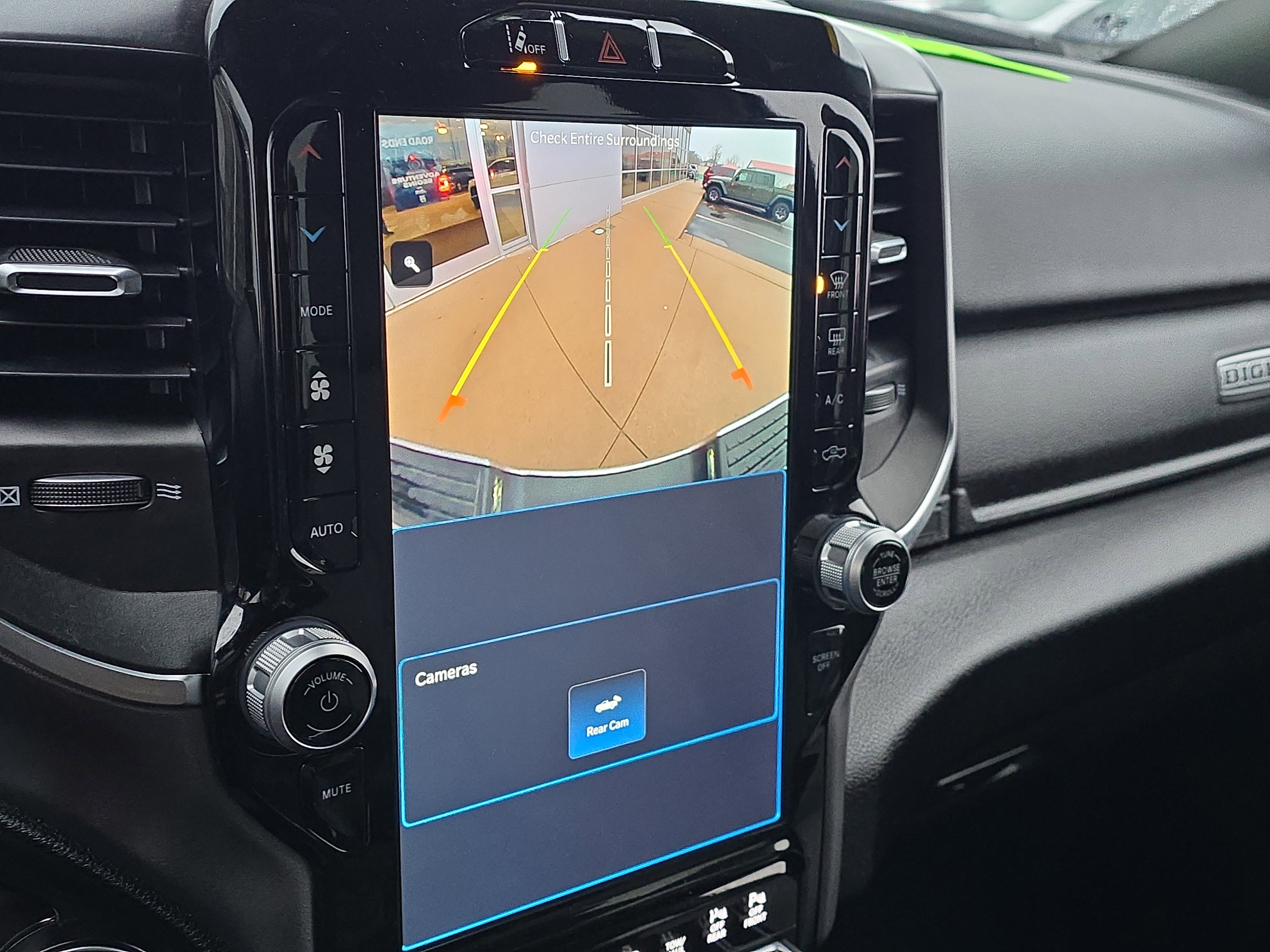 Used 2024 RAM 2500 Big Horn w/ Safety Group image 16