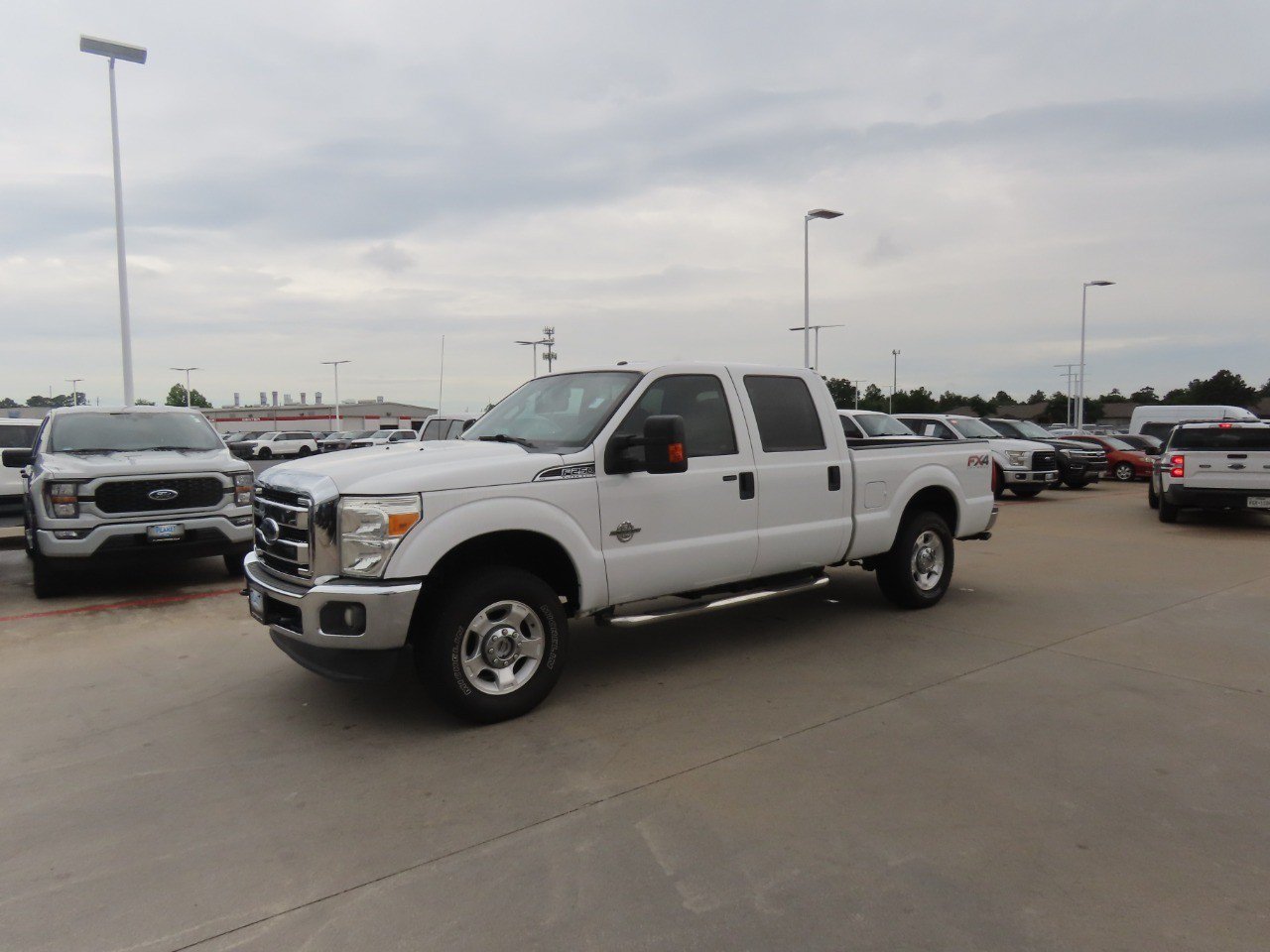 Used 2015 Ford F250 XLT w/ XLT Value Package AWD/4WD image 2