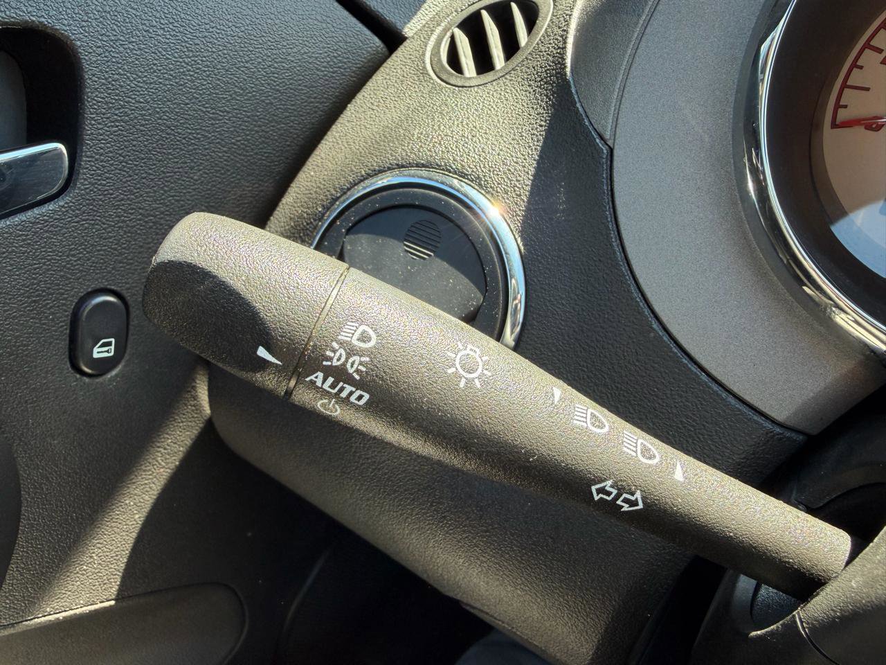 Used 2008 Pontiac Solstice Convertible w/ Preferred Package RWD image 20