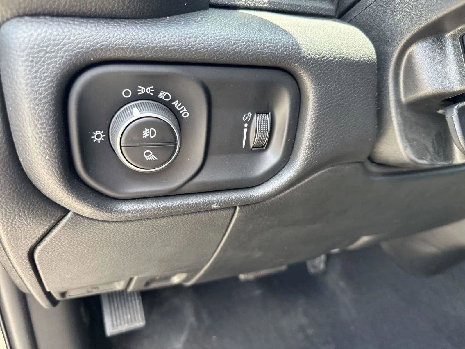 New 2025 RAM 2500 Tradesman image 14