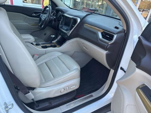 Used 2017 GMC Acadia Denali w/ Technology Package image 30