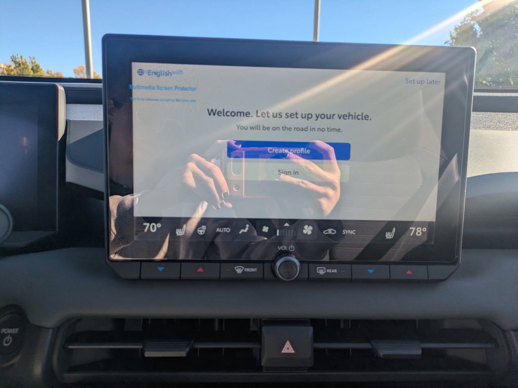 Used 2026 Toyota RAV4 SE w/ Convenience Package AWD/4WD image 16