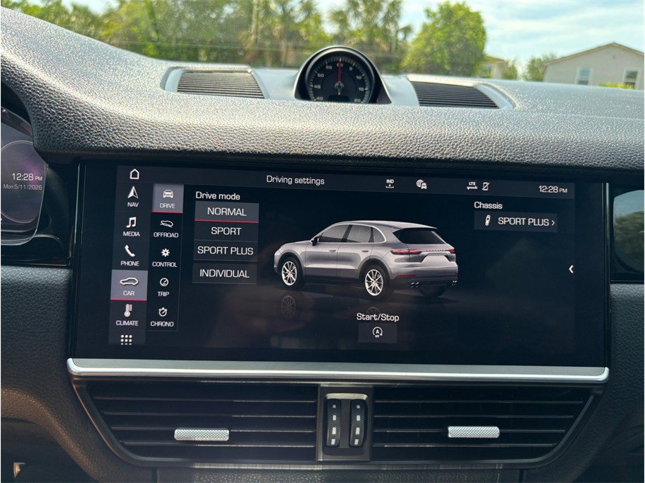 Used 2019 Porsche Cayenne S AWD/4WD image 38