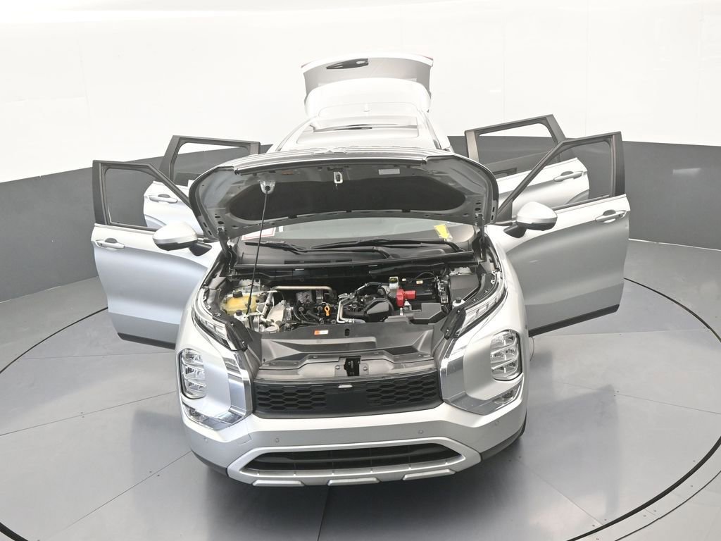 Used 2024 Mitsubishi Outlander SE image 82