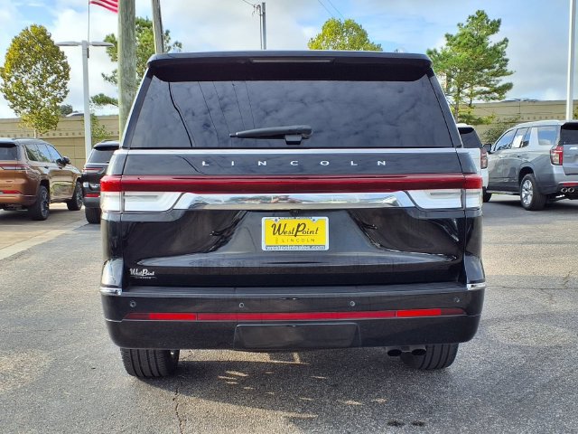 Used 2023 Lincoln Navigator Reserve AWD/4WD image 22