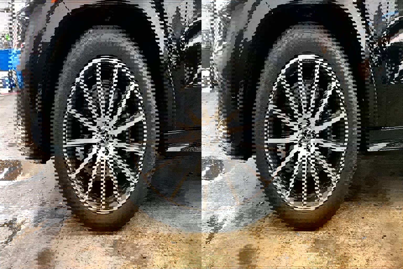 Used 2025 Mercedes-Benz GLS 450 GLS 450 image 12