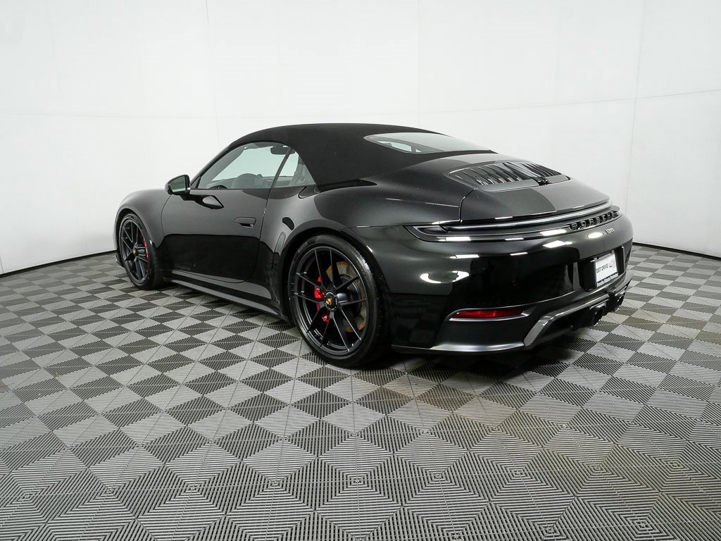 New 2026 Porsche 911 Carrera GTS image 3