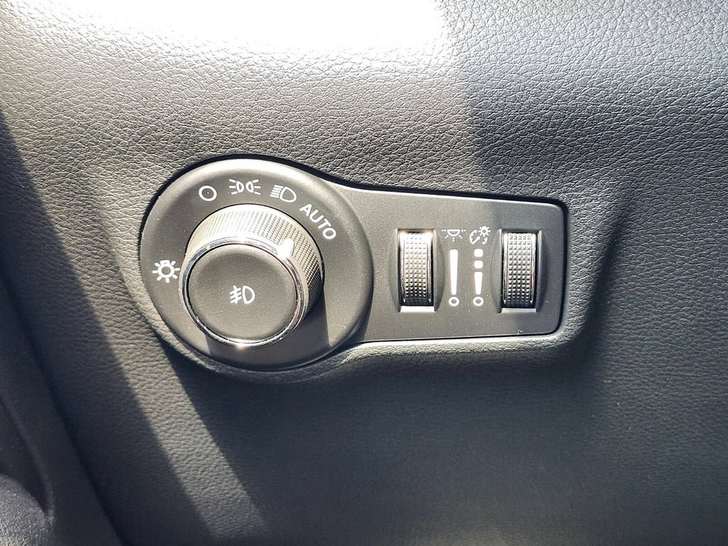 New 2026 Jeep Compass Limited AWD/4WD image 24