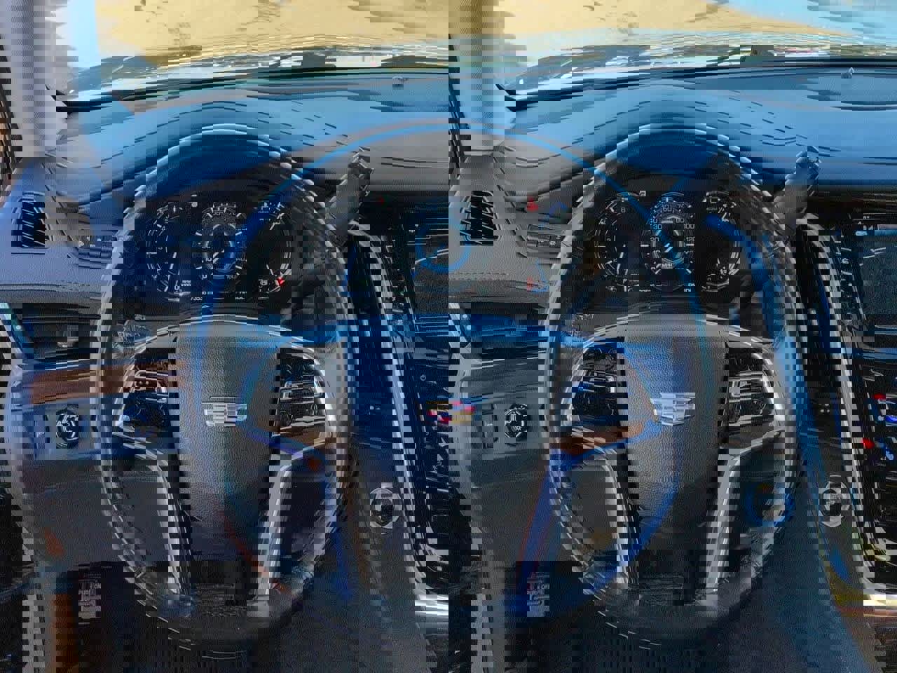 Used 2020 Cadillac Escalade Luxury image 25